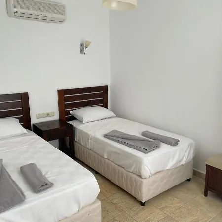 Rosa Is A Lovely, Modern 2 Bedroom Apartment. Apartamento Kalkan