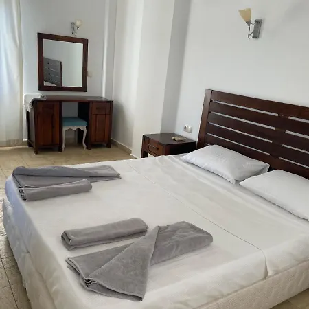 Rosa Is A Lovely, Modern 2 Bedroom Apartment. Apartamento Kalkan
